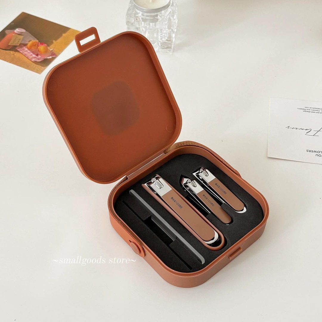 Manicure Set