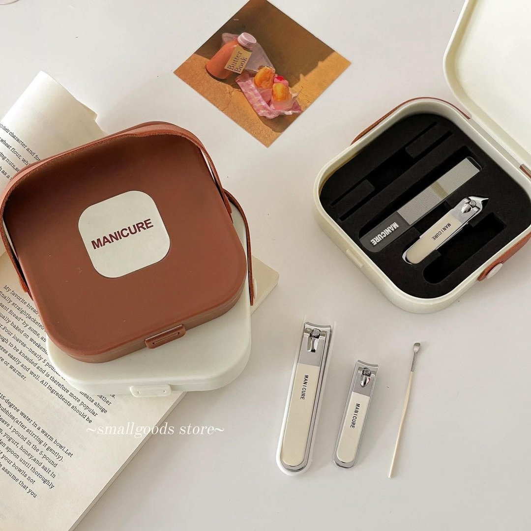 Manicure Set